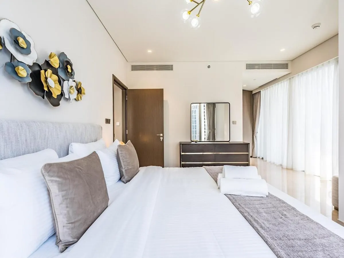 2 Bedroom - Grande Signature - Burj Khalifa View Dubai 0*,  United Arab Emirates